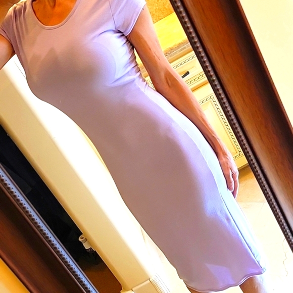 Boohoo Super Soft T-Shirt Midi Dress in Lilac, Sz 6 - Picture 2 of 16